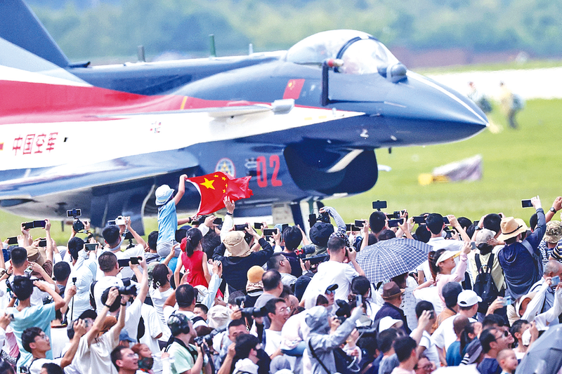 操大肥B长春航空展迎来首个公众日